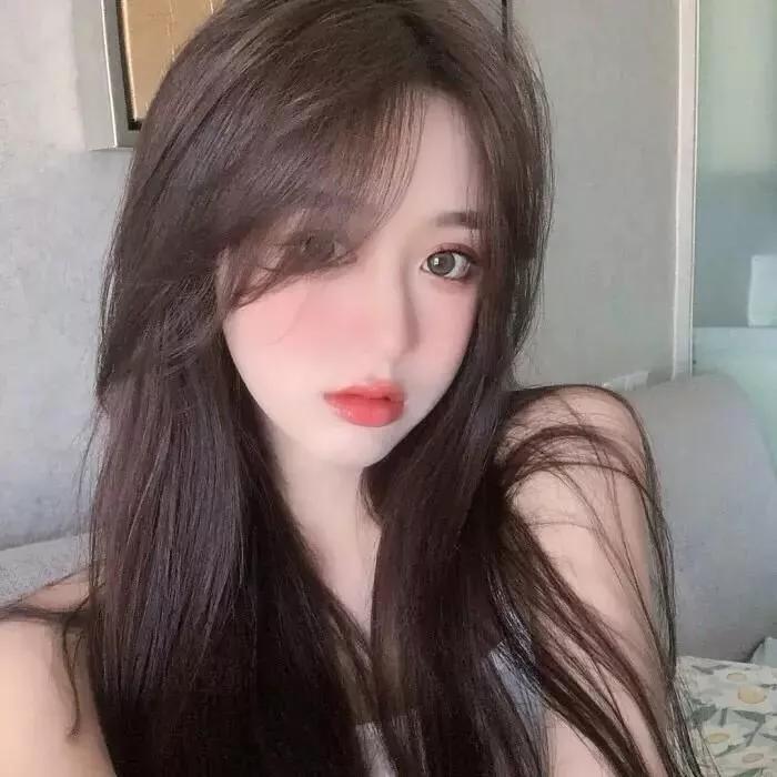 甜美少女心，梦幻粉嫩妆，柔情似水，心动的眼神甜美元气妆容 元气甜妹妆容 少女清新