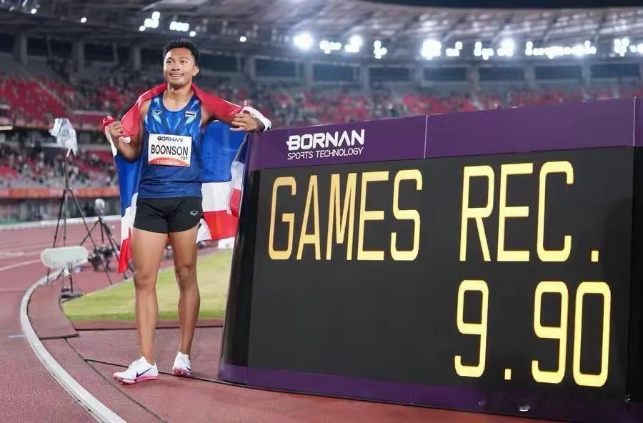 为什么说张展硕比泰国短跑名将汶颂更应该当选2026亚运会男子MVP?

1.首先
