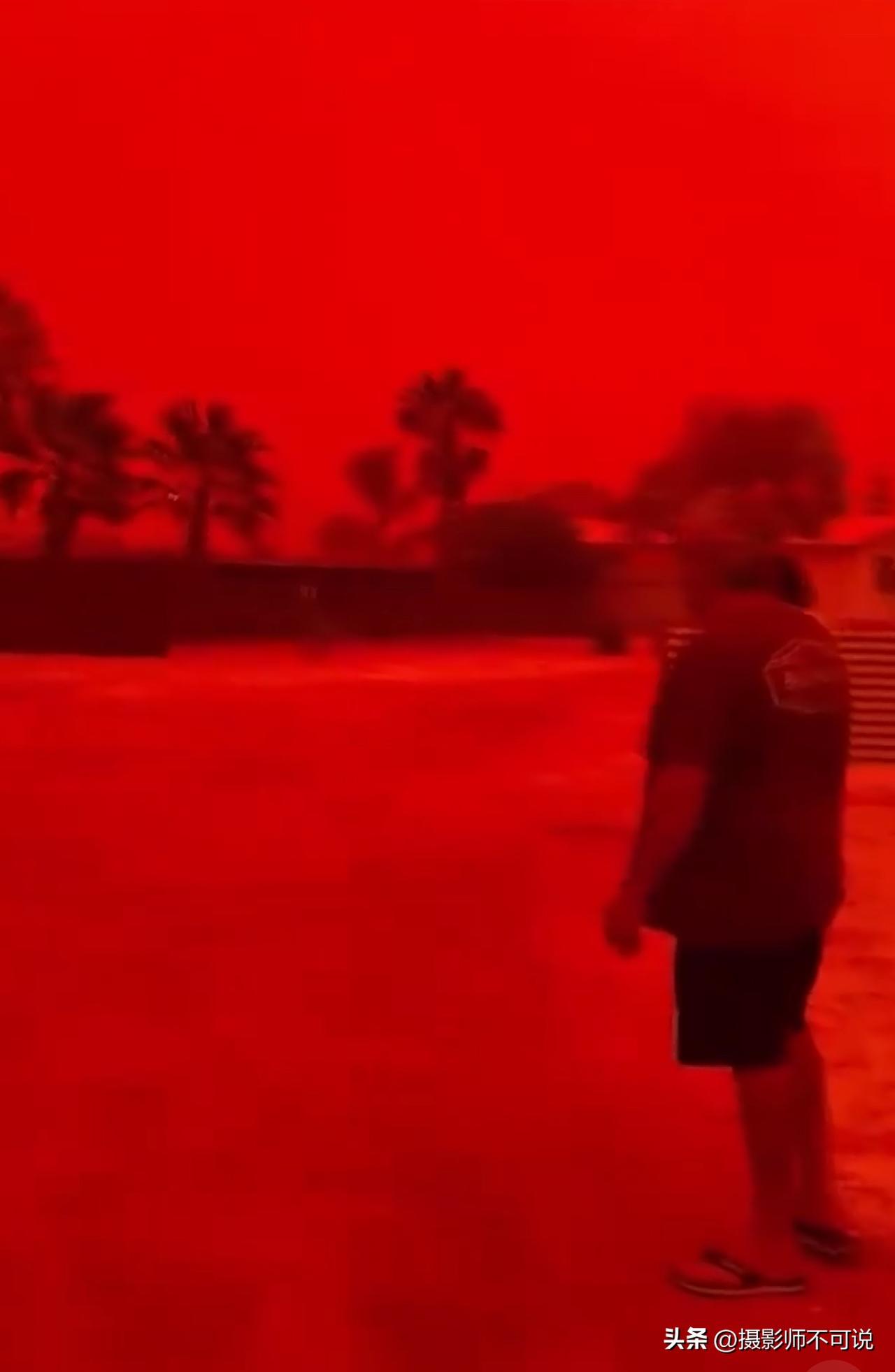 澳大利亚末日红天气太吓人了，整个世界都是红彤彤的，真的有点儿像末日来临的场景！老