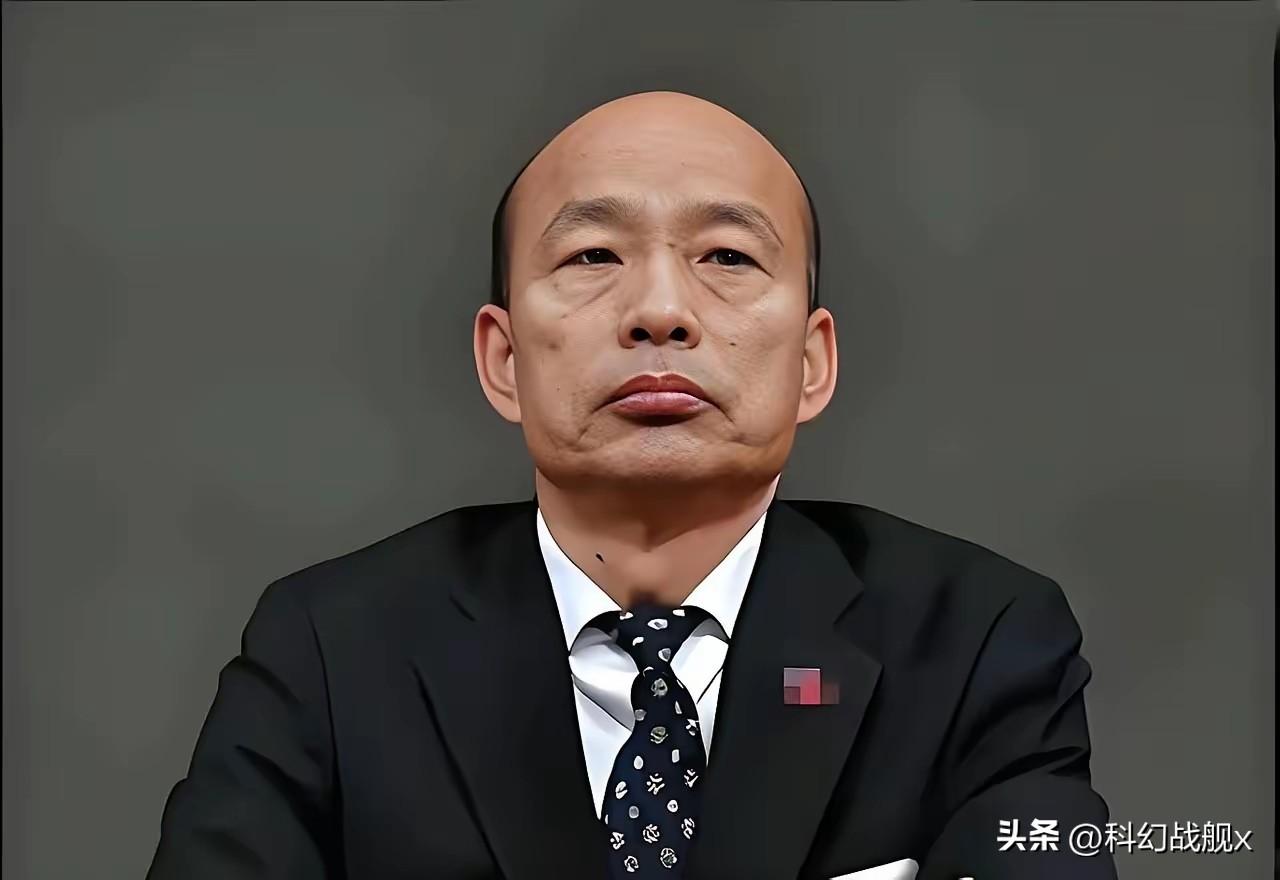 韩国瑜访美归来，国民党彻底分裂，两条路线公然对立。

6月27号深夜，去美国待了