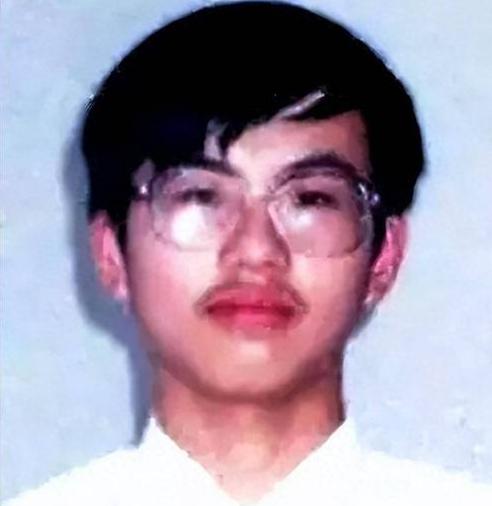 2000年，山东高考状元离奇失踪，副局父亲苦寻26年，如今怎样了？
 
张来玉是