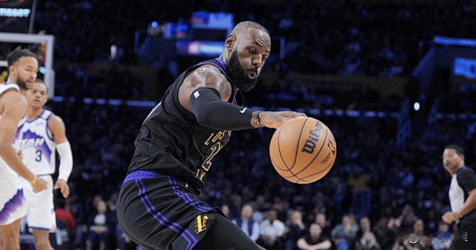 保罗明显是有作用的，参考老张现在蓝领的打法，重要的是有球员，快船不给保罗信任，怎