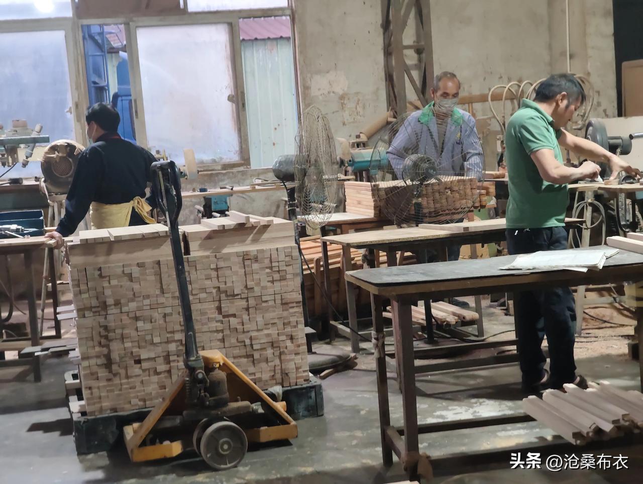 晒出你的本地生活这几天工作不忙，3月23日晚我就没加班，回到租房里人更懒了，这不