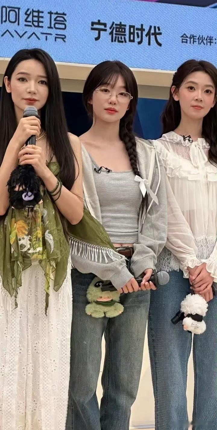 徐梦洁、代斯、陈瑶同框生图，谁赢了 