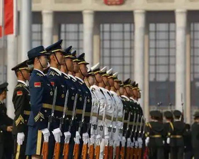 近期，外国首脑络绎不绝地到北京访问，咱们的中国人民解放军仪仗队可受累了，每一次接