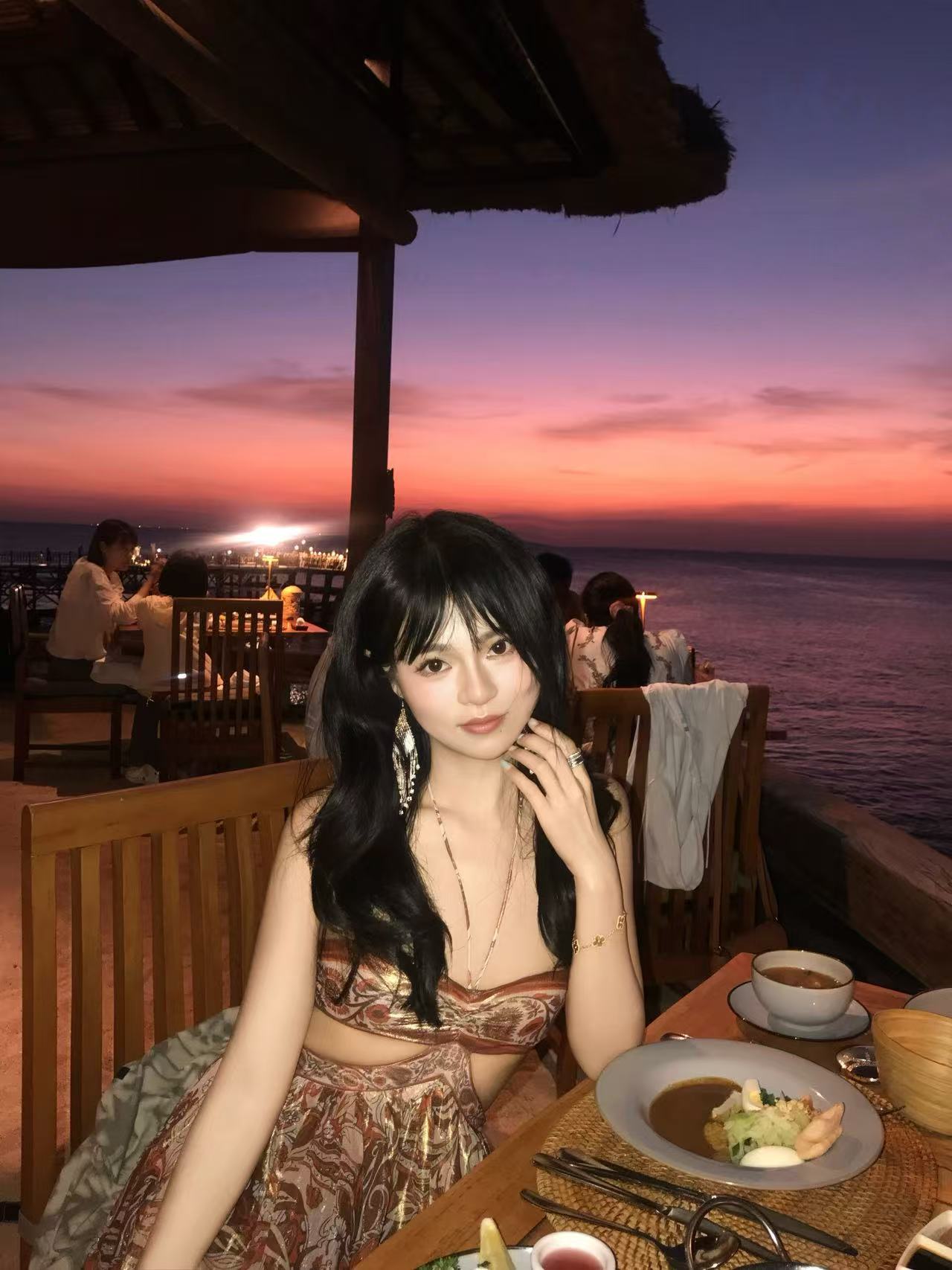 ENFP快乐小狗的世界欢迎各位老婆加入🌍活人感十足 分享不完的日常是本人 快来
