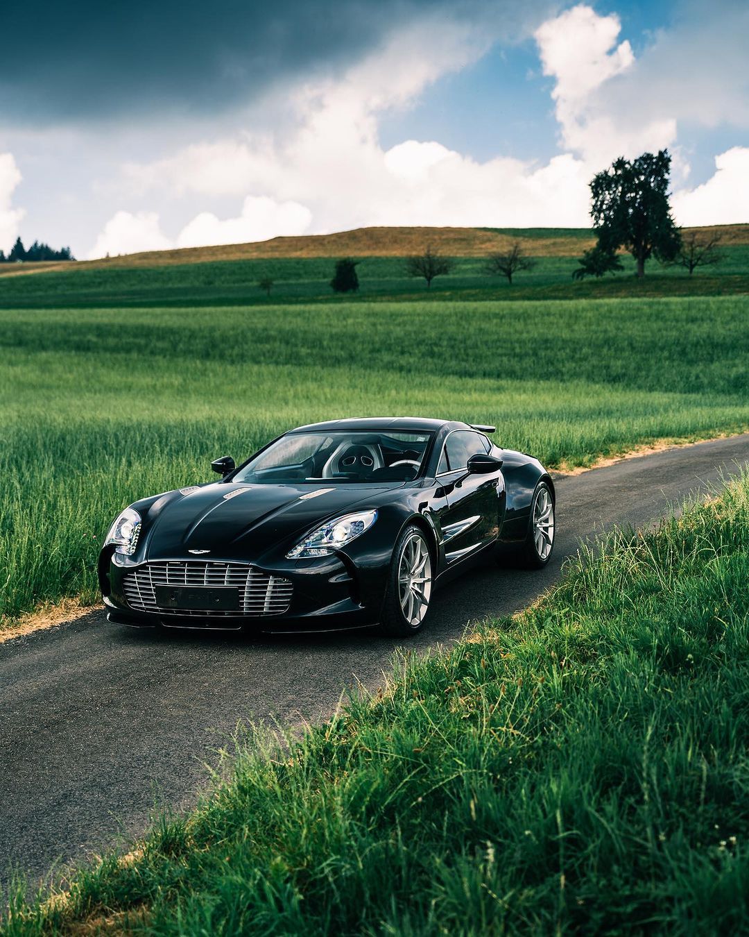 阿斯顿·马丁 One-77 ​​​