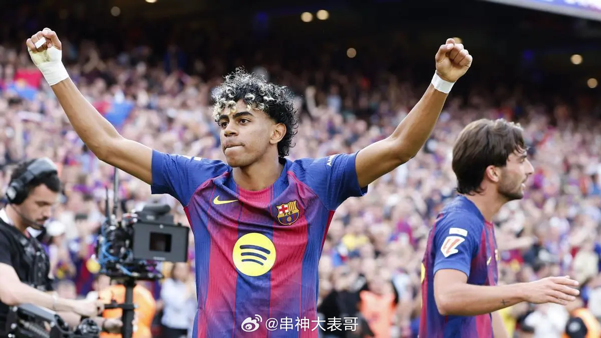 全球球员市场价值 Top10榜单：亚马尔 (巴萨): 3.581亿欧元哈兰德 (