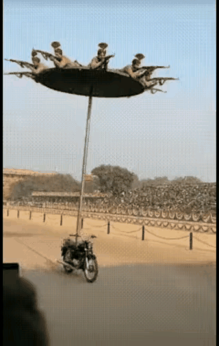 AI恶搞阿三，现实是难度太大，这杂技水平要是能实现，牛大发了！