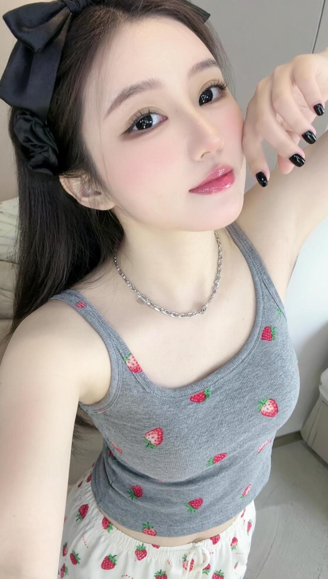 看清，麻烦；看懂，伤感。世上之事，太过难缠；世上之人，喜欢纠缠