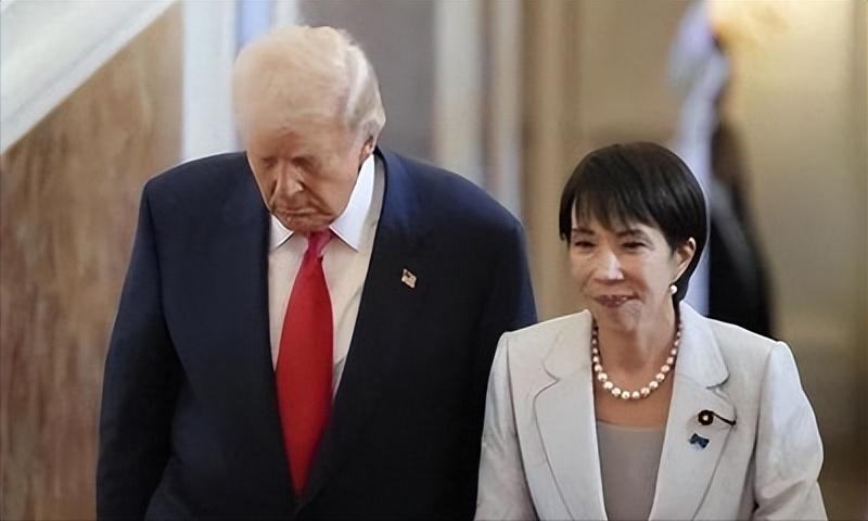 高市早苗飞赴纽约见特朗普，可筹码也可能变成新账单，一场短暂会面照出日美之间不对等