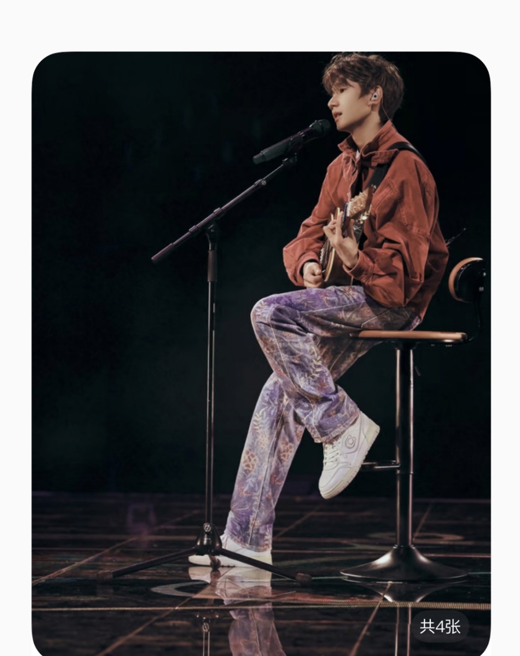 王源揭秘跨年后台谢分享，客厅狂欢跨年场即将开启，演唱会后台惊喜的分享也是快乐与幸