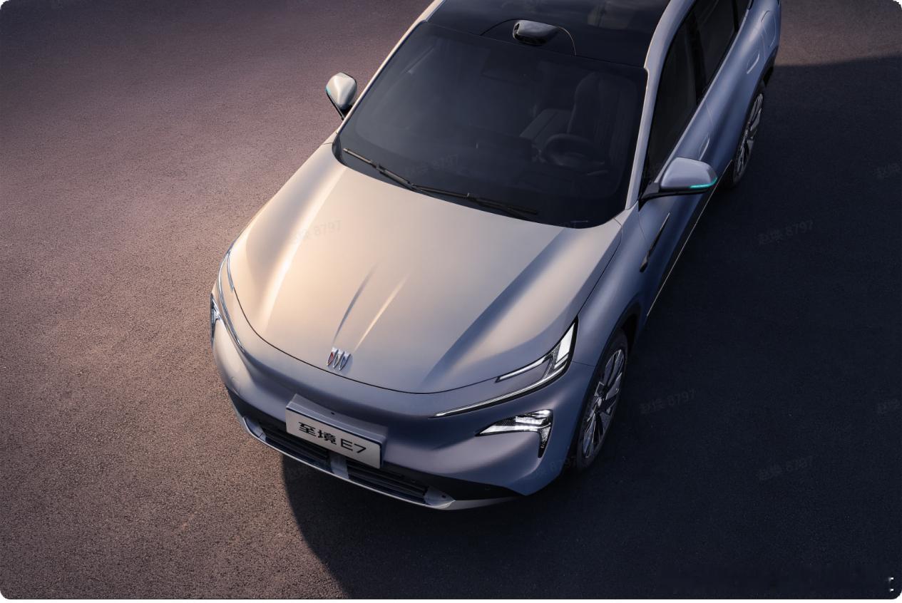 别克至境E7公布三款车型配置 ，有以下看点：1、新车定价区间为16万-21万元 