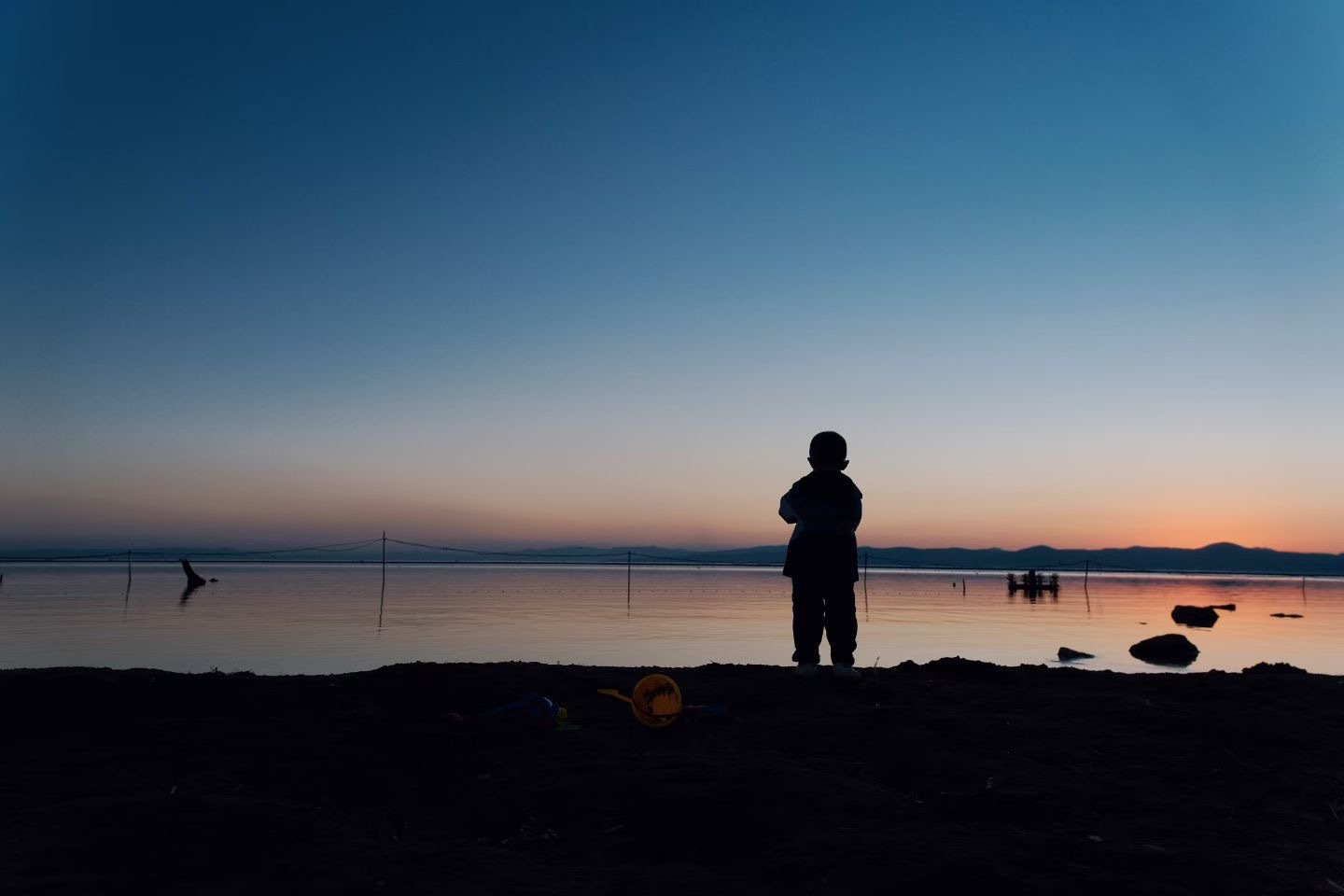 同事买了个富士相机📷早上来办公室玩了一下！突然好喜欢这种自带滤镜风格你们喜欢吗