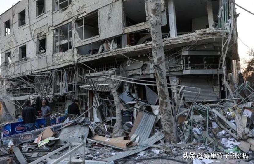 内塔尼亚胡称美以对伊朗的战争 “不会持续多年”。
3 月 3 日 (路透社)- 