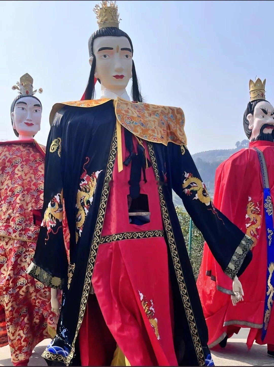 #福建游神卷起来了##科目三版游神#滴滴！四川加入游神群聊 ​​​