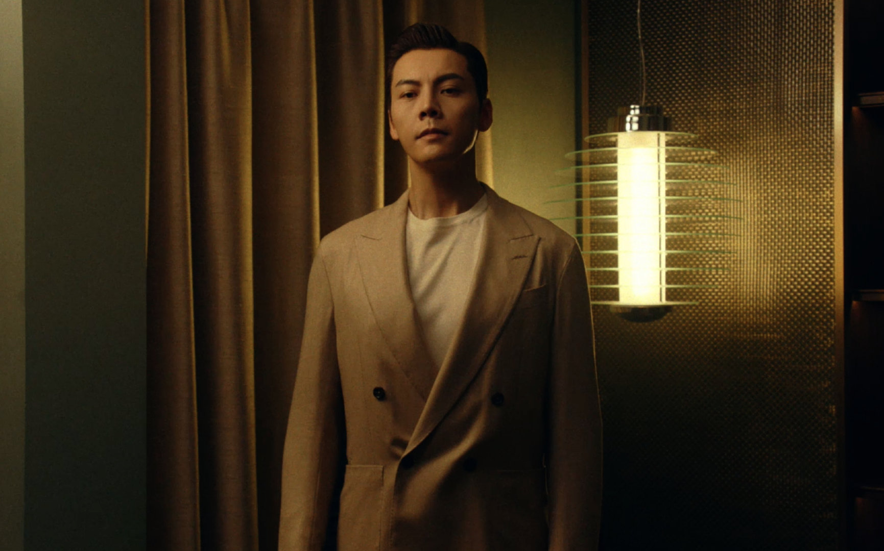 陈伟霆的老钱风更是alpha级别 陈伟霆的老钱风直接封神，自带世家底蕴与风骨，将