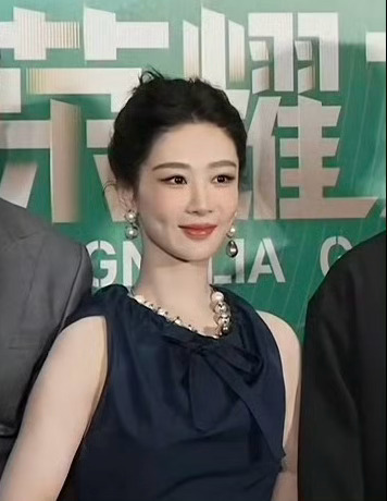 杨紫胡歌这生图状态怎么样？白玉兰提名晚宴 胡歌杨紫同框