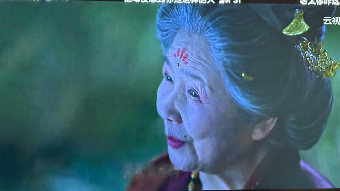 莫离是你就遭雷劈 邪恶祖母：是我（杀了她）又怎样！？老天爷：我劈死你！现在立刻马