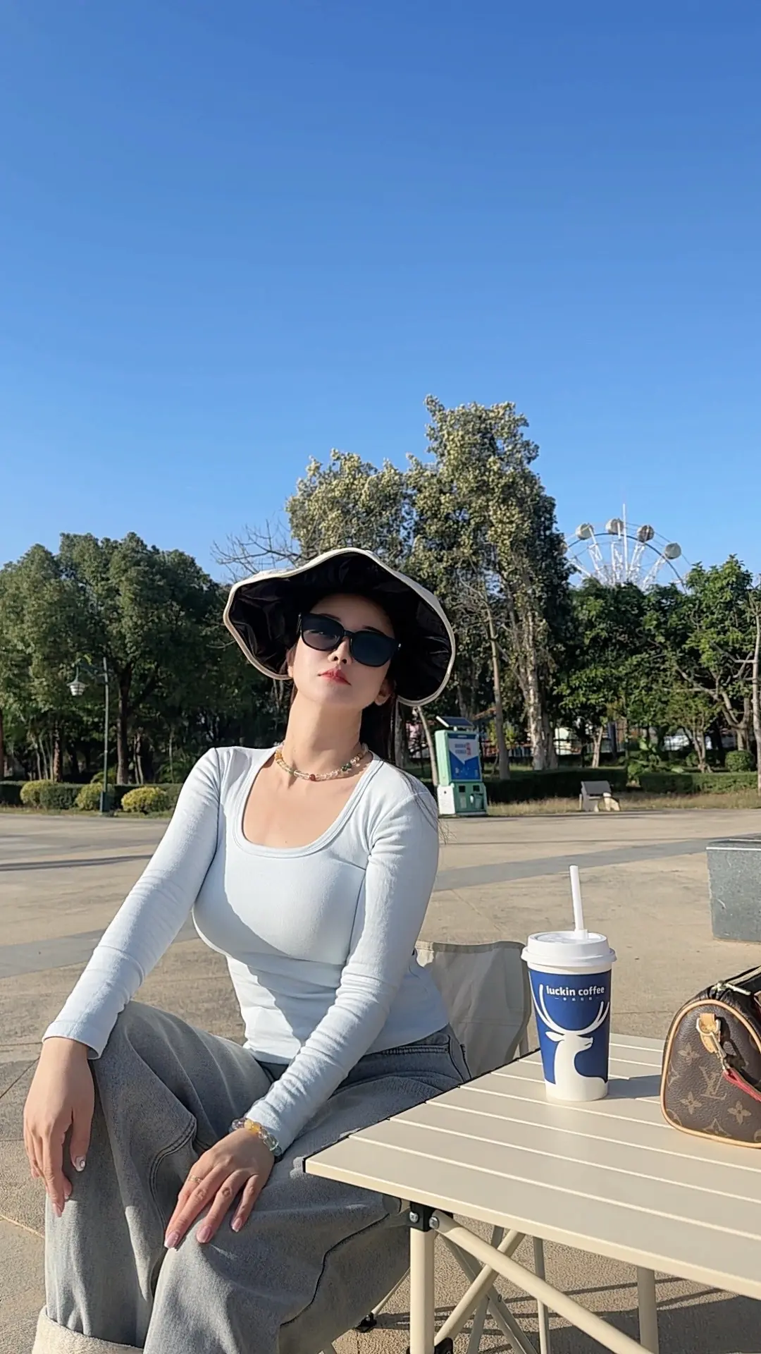 感受多少就回馈多少，用感受定义关系，而不是用关系包容行为