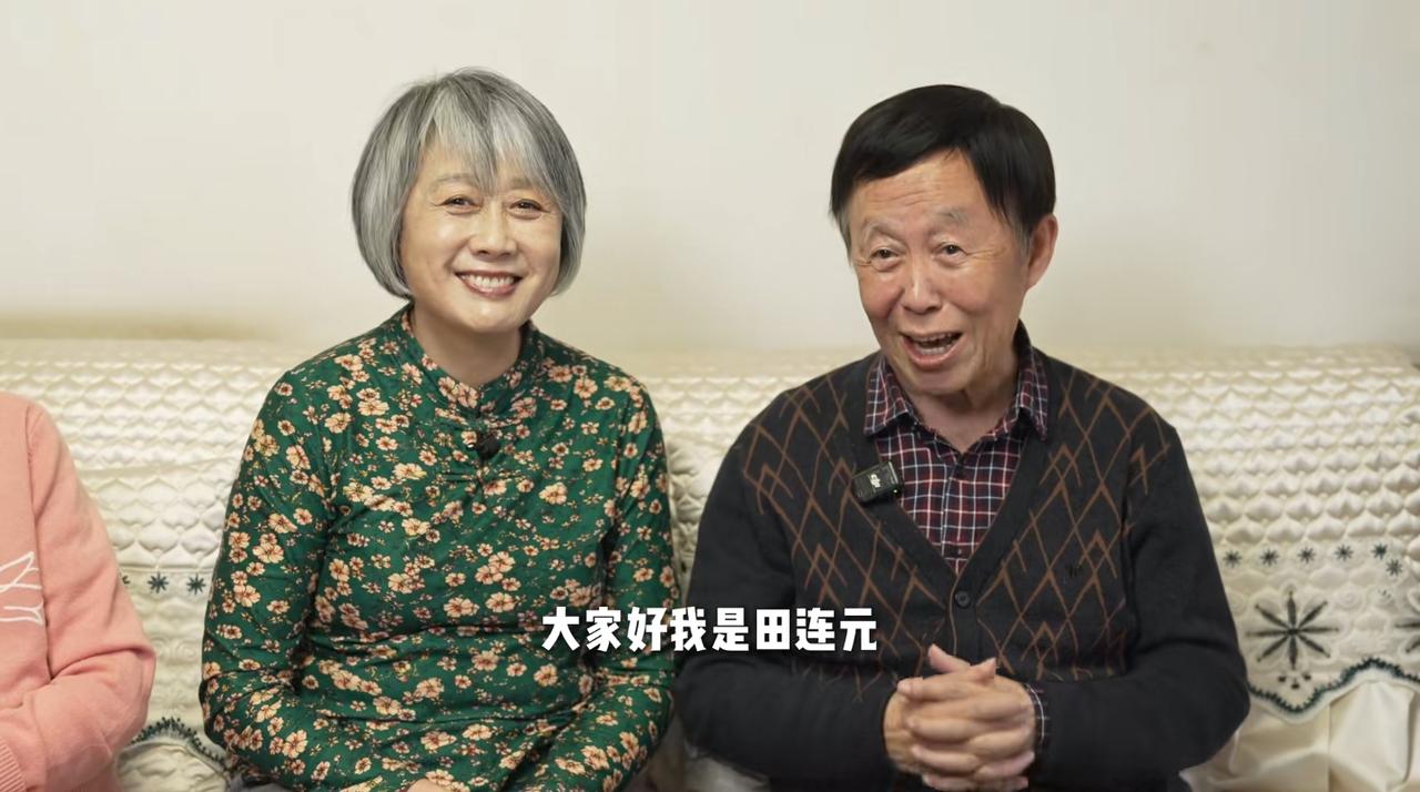 真的太难得，看到汪文华和田连元同框的画面，瞬间勾起满满回忆。汪文华虽说也上了年纪