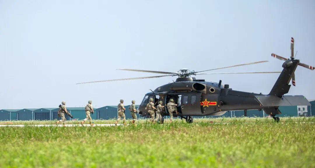 天兵天降！陆军老大哥烽火问鼎计划每天认识一件兵器