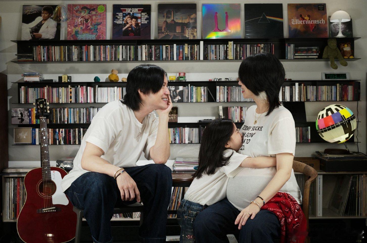 五月天怪兽宣布二胎五月天怪兽二胎得子  “谢谢你来到这个世界”“爱你，儿子。”恭