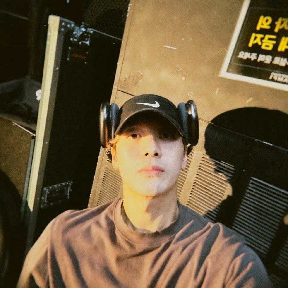 澳门餐厅偶遇王嘉尔真的被这网友的运气戳到了！澳门看王嘉尔演唱会，吃夜宵还能偶遇正