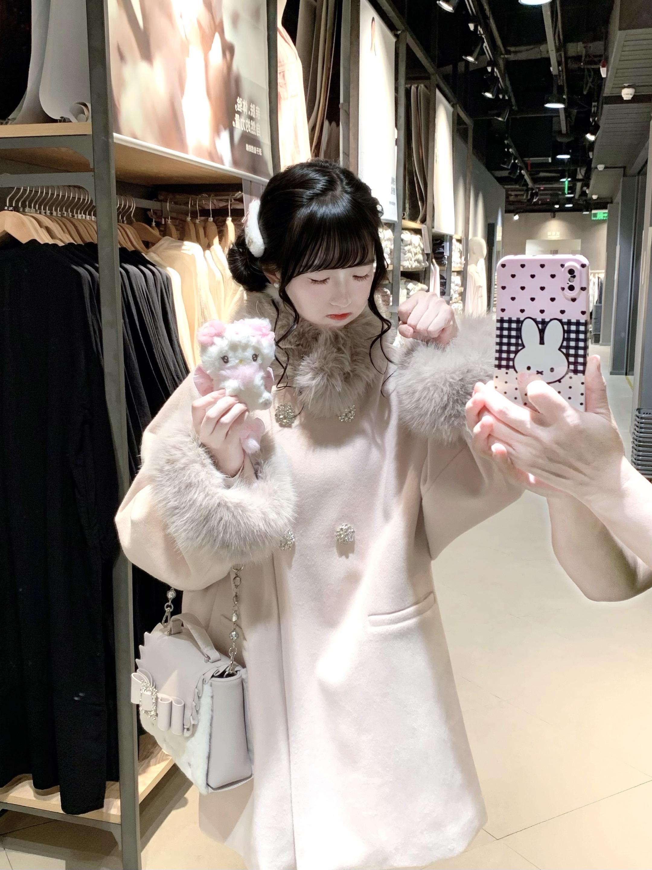 ♡我是不会放弃穿成樱花妹的…像是纱绘子会穿的