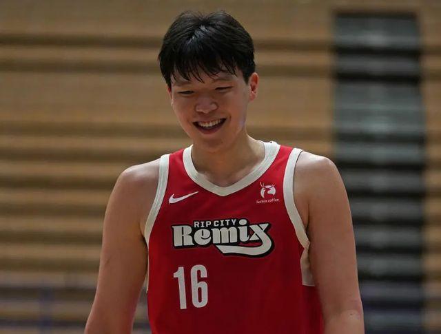 杨瀚森从开拓者队再次被下放到G联赛应该是个好事，毕竟在NBA开拓者的常规赛上场时