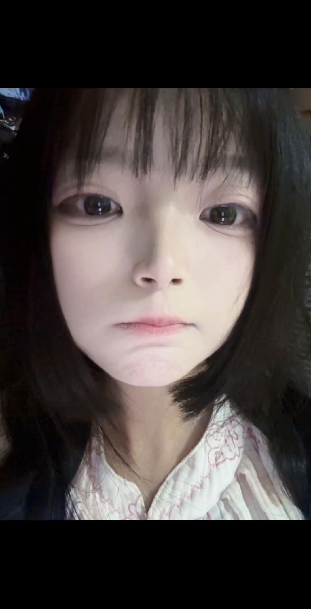 成为一个淡淡的人 需要流好多眼泪迷之角度 藏不住的17岁少女心事 拔智齿