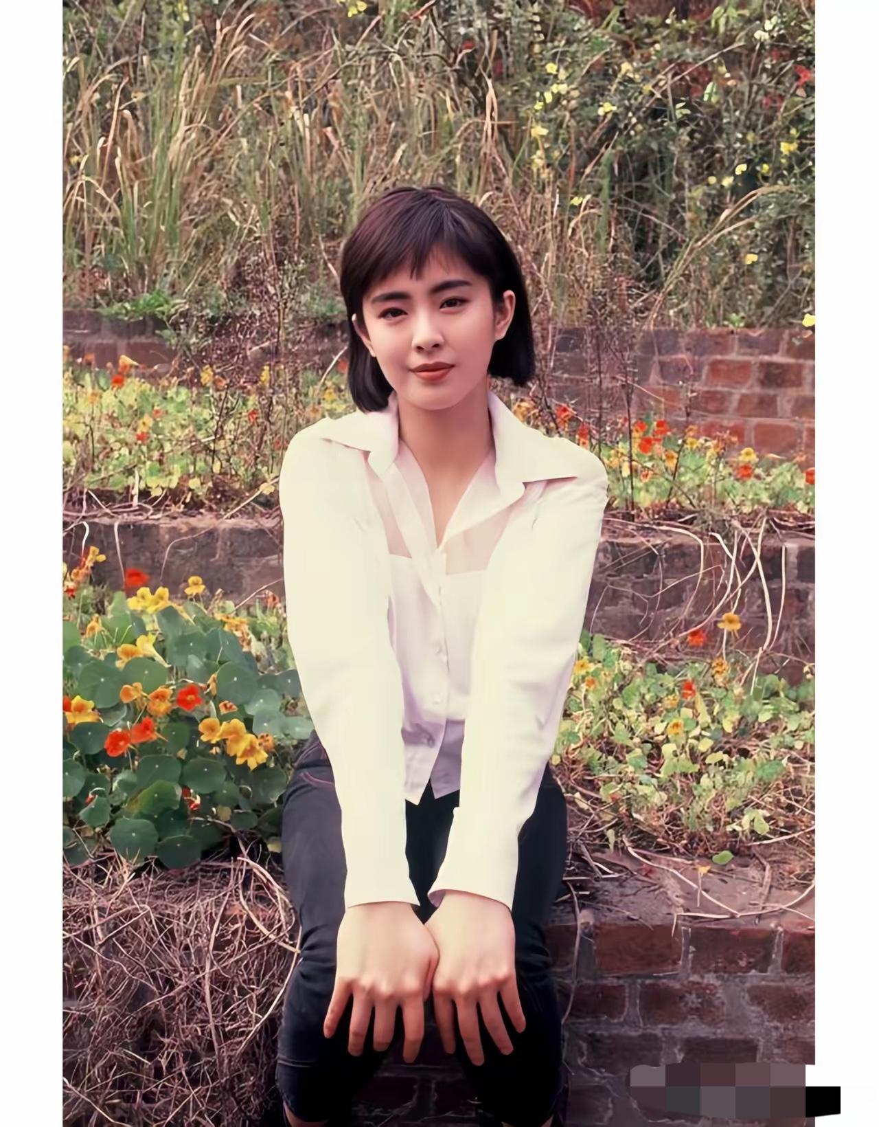 王祖贤年轻时候太美了，气质非常好