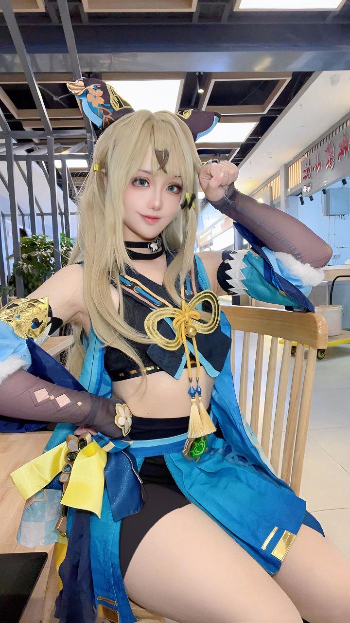 有招快递员的吗？我可是一个合格的快递小妹！
COSER：菜姨又来啦#原神##游戏