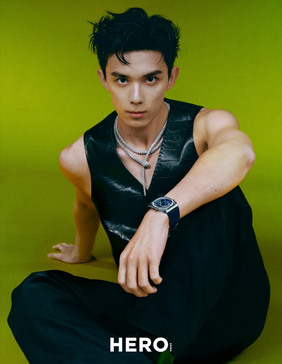 going人的事吴磊做尽了吴磊铆钉颈环 谁来管管吴磊这个性张力啊？真空西装➕铆钉