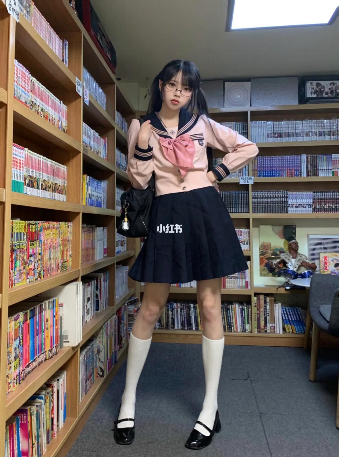 适合画速写的水手服jk