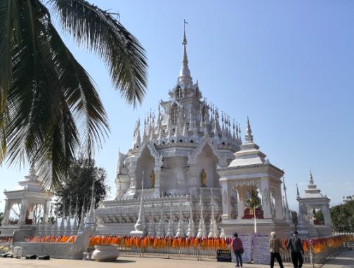 伊朗救了美国一命！
 
说句大实话，如果不是伊朗一战“打醒”美国，美国还以为自己