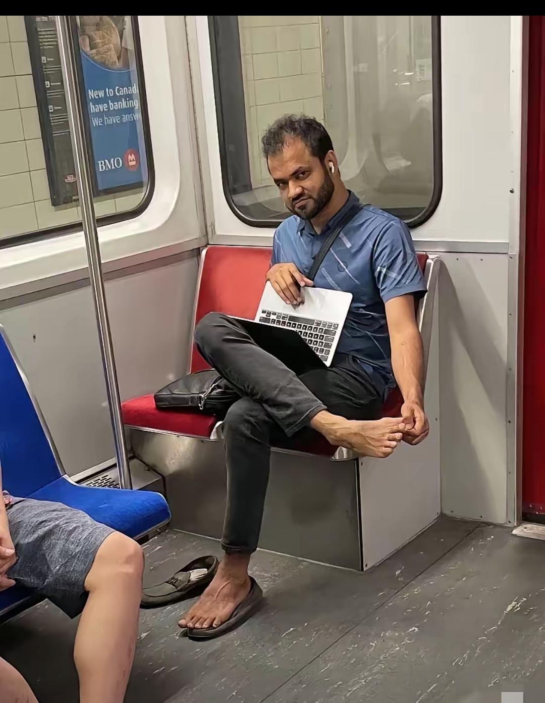 千万别用个别经历给一个国家贴标签，但跨文化里的“边界感错位”是真的容易闹心！
 