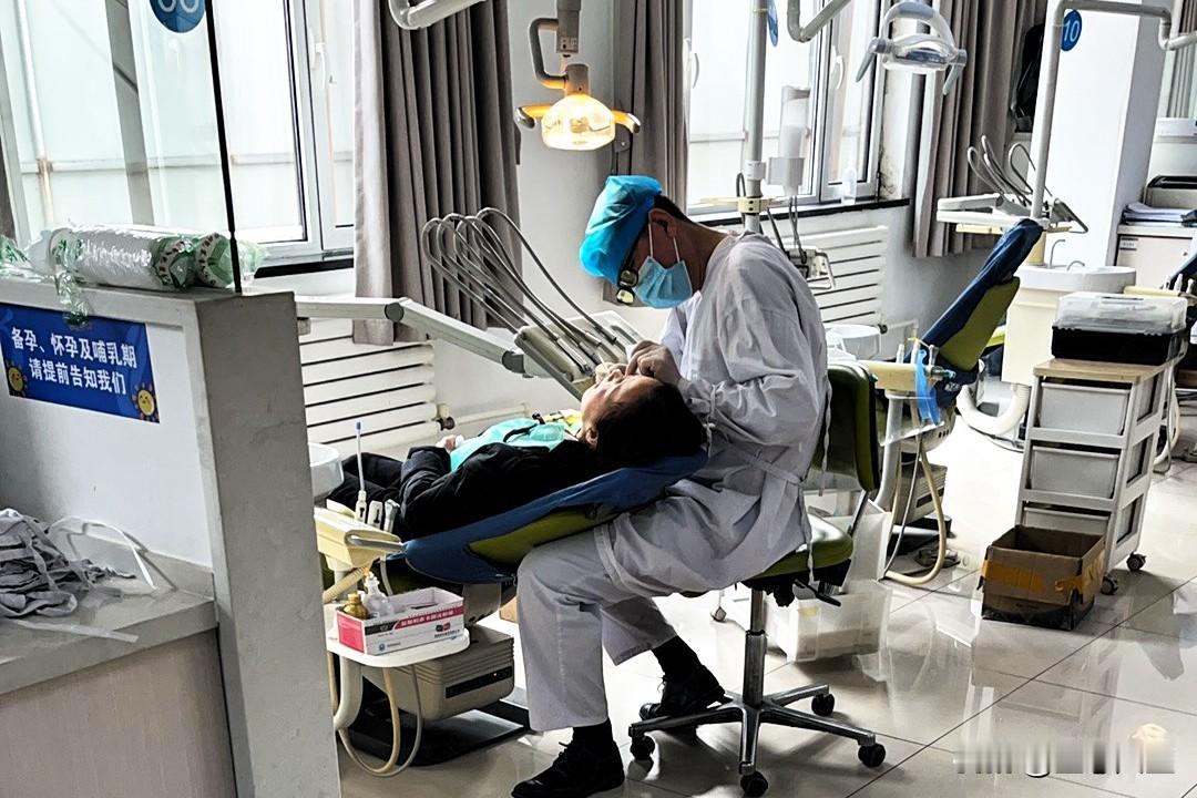 医保新规不断优化，直接关系每个人的看病钱。门诊报销比例上调、个人账户家庭共济、慢