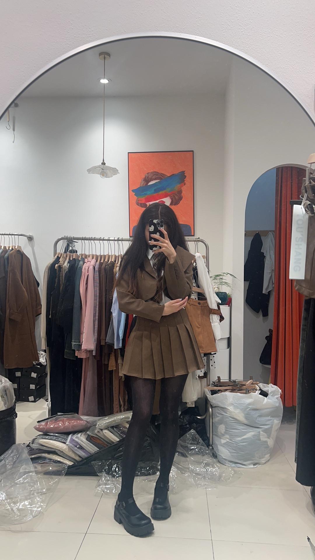 哪个最好看？请帮我选。