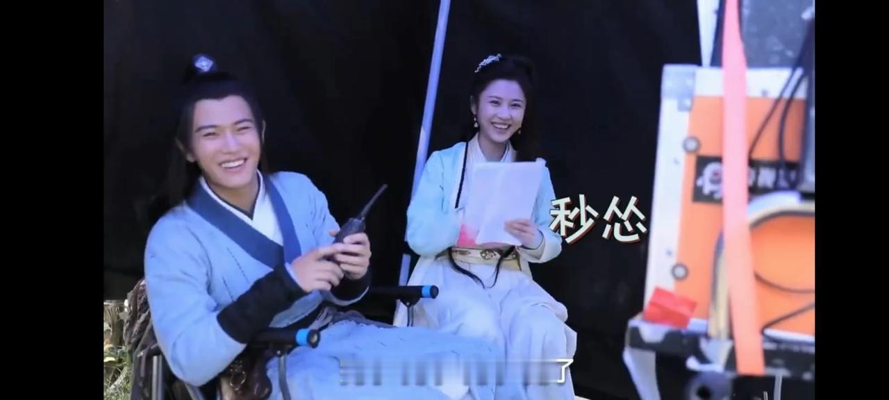 这两人来个二搭，演对搞笑兄妹算了[大笑]
张慧雯和任嘉伦的老友尹正拍过电影《大侦