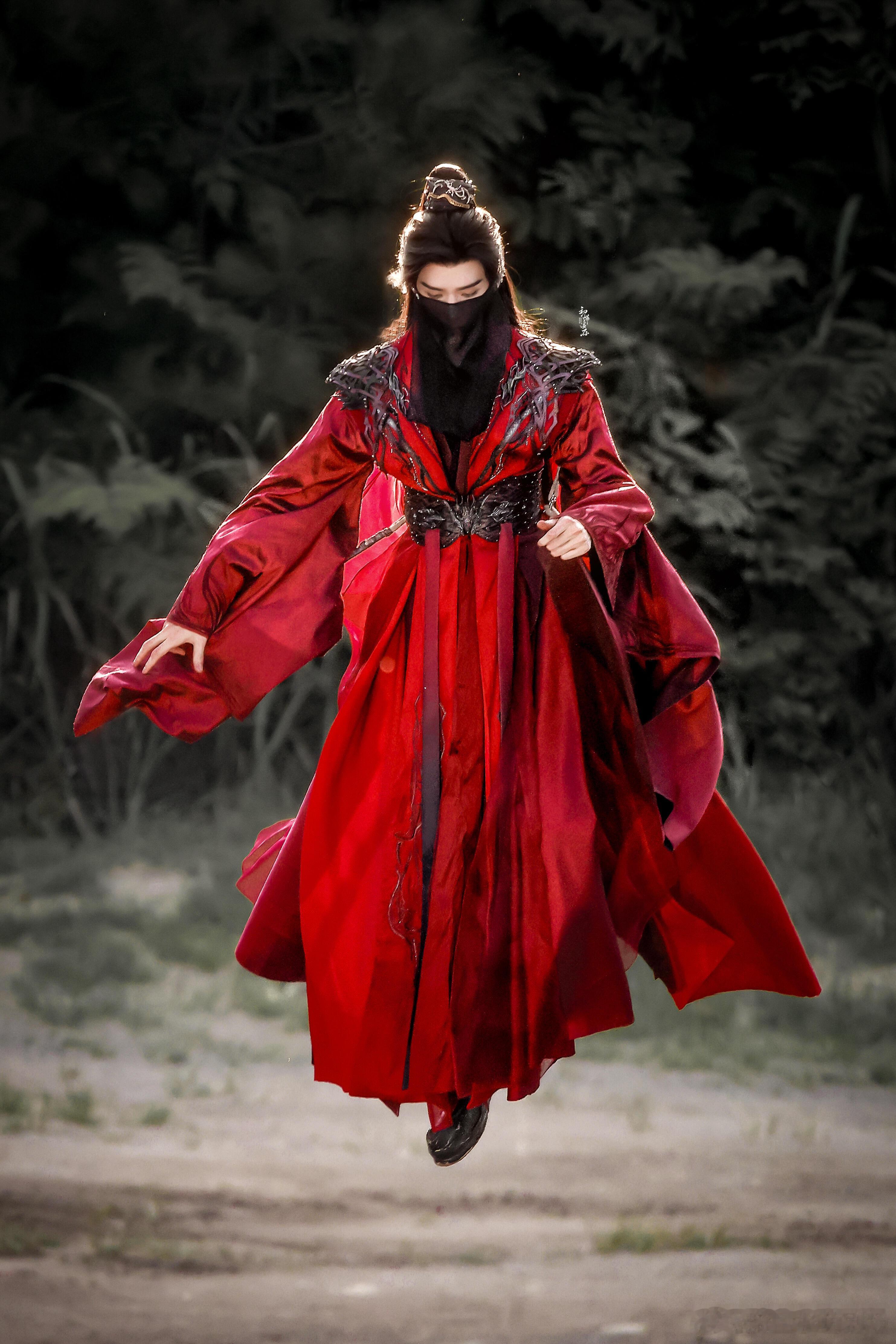 苏暮雨罚站苏暮雨惊龙变帅炸！破完宗师竟卡半空变罚站？小雨快来歇脚，播前回去就行～