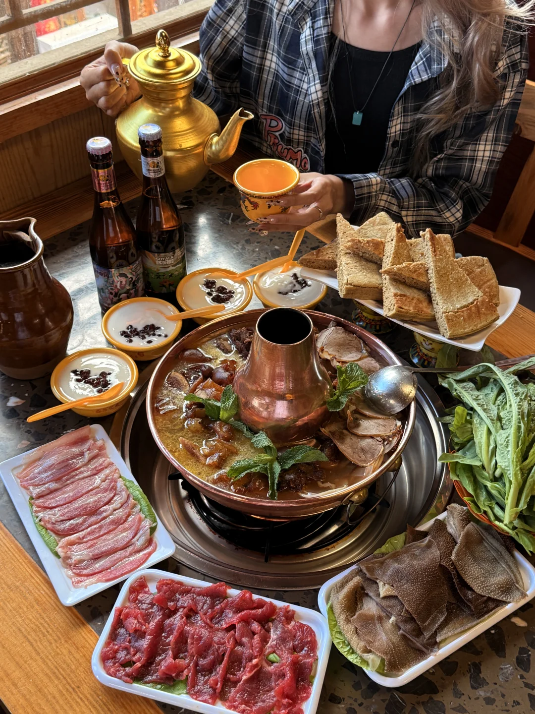 香格里拉唯一一家能看到转经筒的店😭😭😭