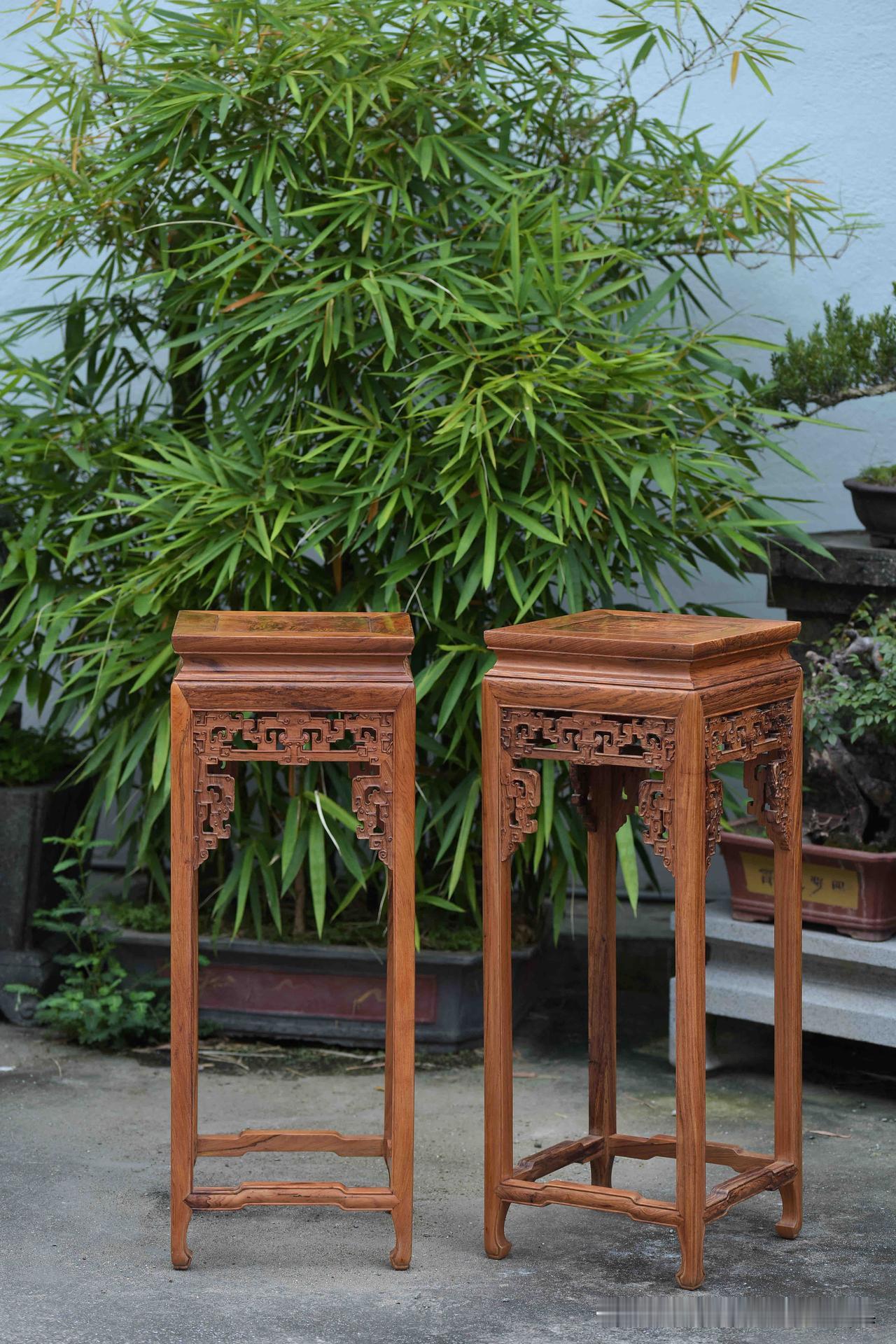 盆景发烧友的终极藏品｜黄花梨花架
精选优质花梨木整料打造，木纹清晰灵动，山水纹理