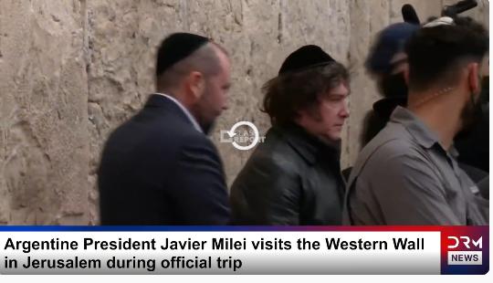 我就说朗子应该把哭墙这个地方给炸了吧。
这个地方就是为了召集恶灵的。
以色列都把