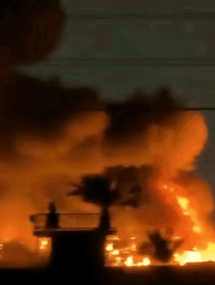 这下好了！大家都打着伊朗的旗号打美军基地，老美连下黑手的是谁都找不到了。
 
伊