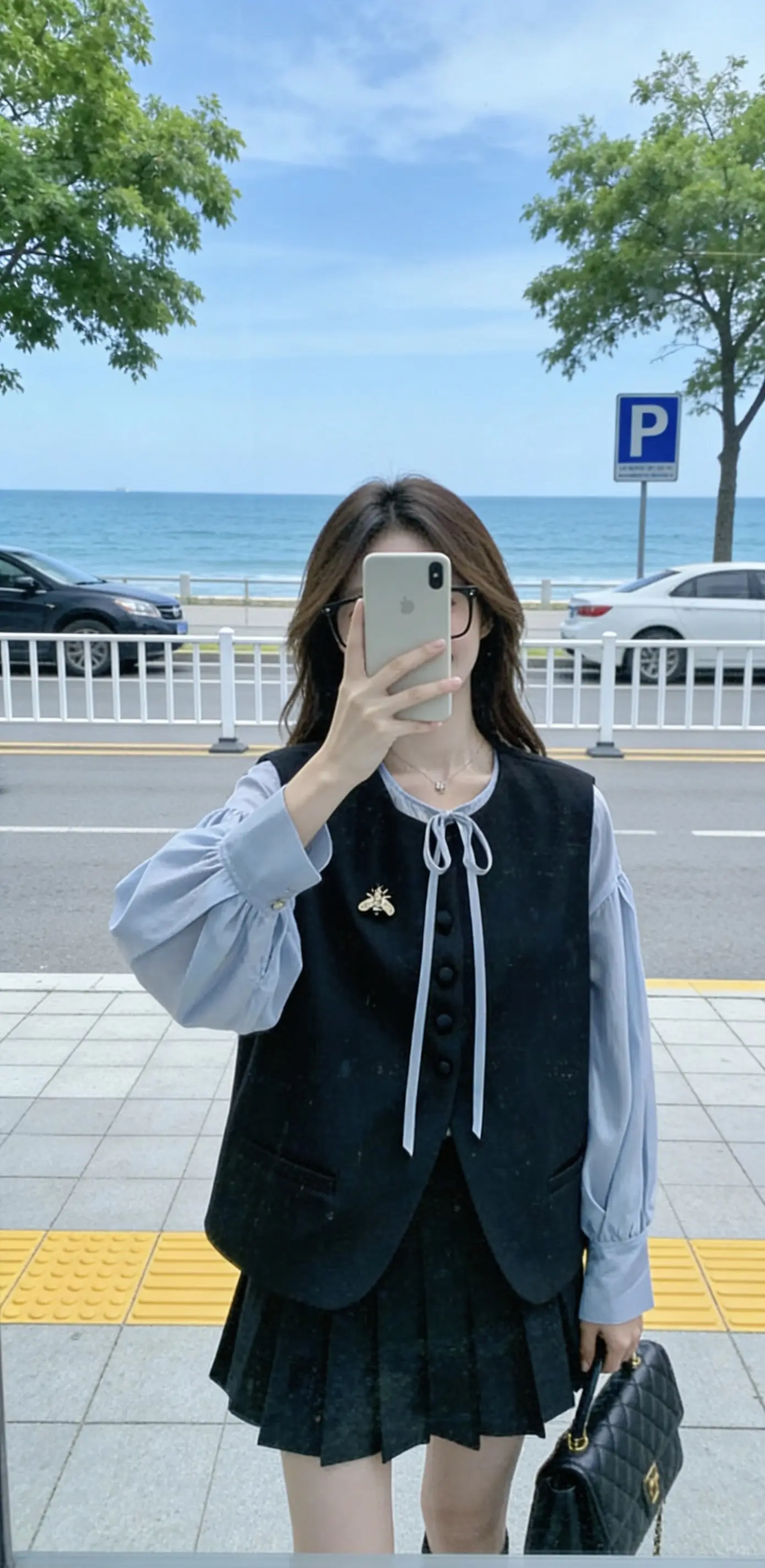 疼你的人 舍不得你疼，不疼你的人，不在乎你疼！好事莫嫌晚，后登船者先上...