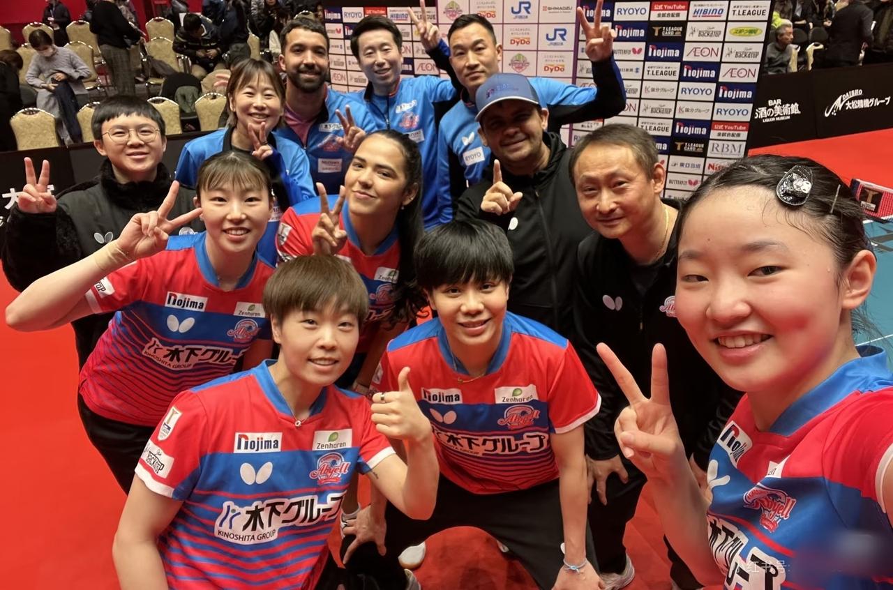 张本美和也太拼了！！

昨天新加坡结束比赛，就马不停蹄的赶回日本了，今天又参加T