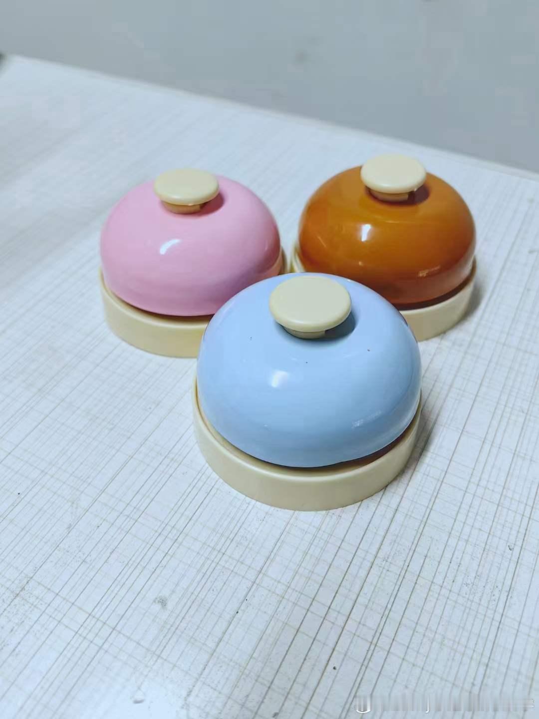 #决战考研##25考研# 我买了三个小铃铛，上课时可以提醒学生注意，哈哈哈 ​​