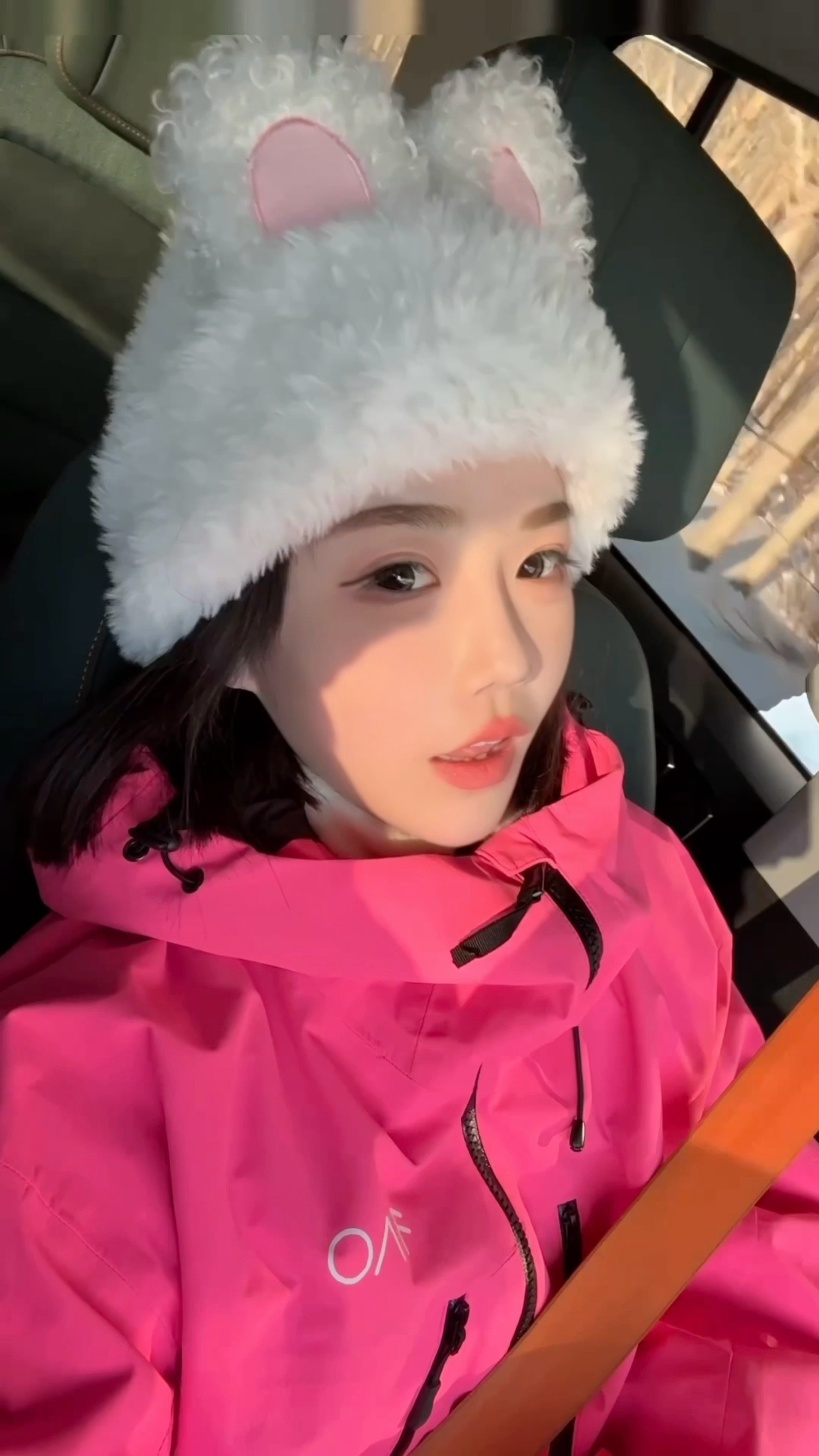 🎄 • ᴥ-🎄 阿勒泰·富蕴