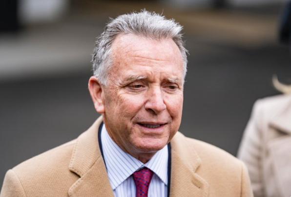 【维特科夫将飞往莫斯科——明天将与普京会面。】唐纳德·特朗普的特使约翰·维特科夫